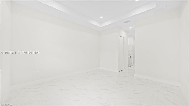 840 GUINNE LN, Lehigh Acres, FL 33974