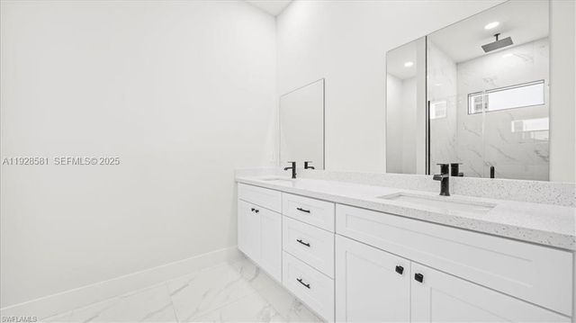 840 GUINNE LN, Lehigh Acres, FL 33974