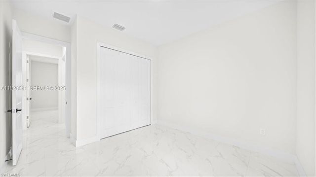 840 GUINNE LN, Lehigh Acres, FL 33974