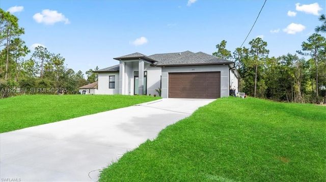 840 GUINNE LN, Lehigh Acres, FL 33974