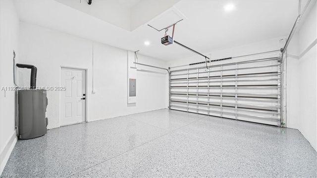 840 GUINNE LN, Lehigh Acres, FL 33974