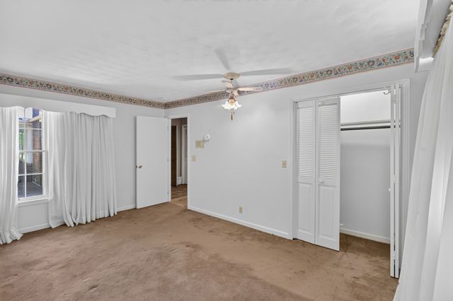 127 Sherry Cir, Gallatin, TN 37066