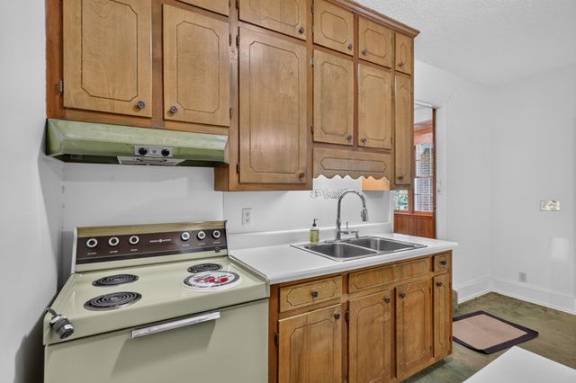 127 Sherry Cir, Gallatin, TN 37066