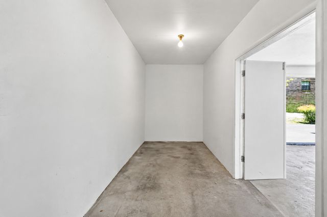 127 Sherry Cir, Gallatin, TN 37066