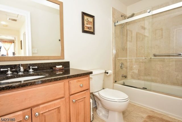 1 Kingsland Rd, Montville Twp., NJ 07005