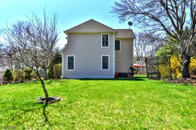 1 Kingsland Rd, Montville Twp., NJ 07005