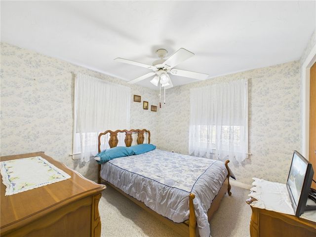 985 Cedar Swamp Road, Warwick, RI 02886