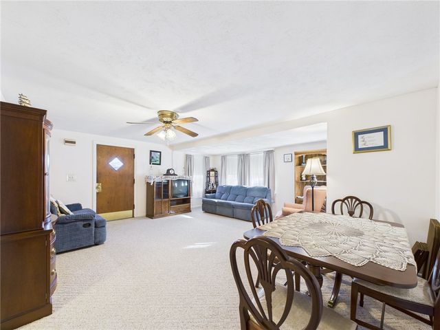 985 Cedar Swamp Road, Warwick, RI 02886