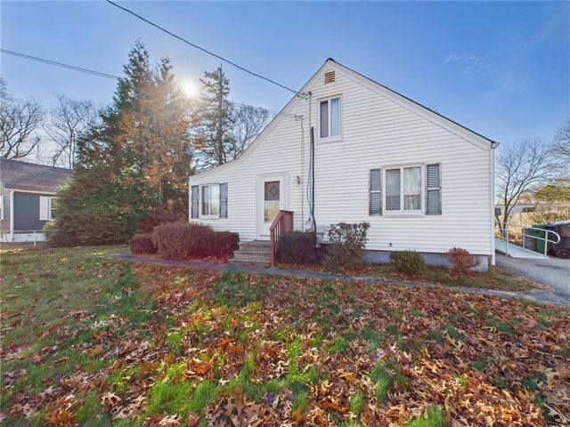 985 Cedar Swamp Road, Warwick, RI 02886
