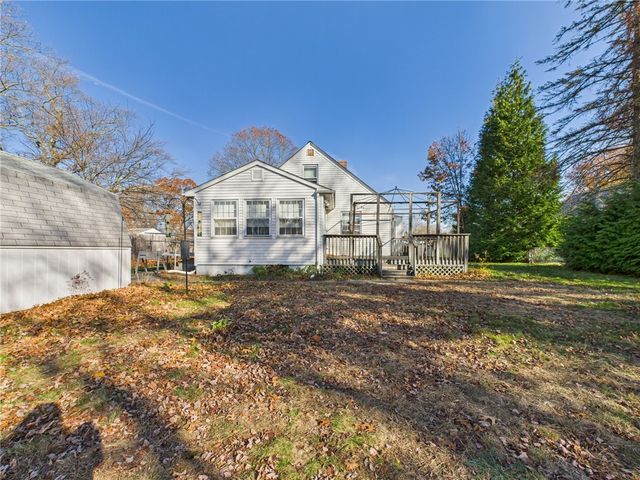 985 Cedar Swamp Road, Warwick, RI 02886