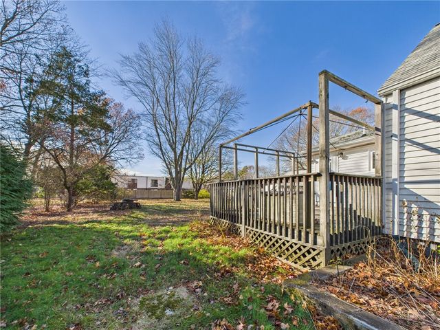 985 Cedar Swamp Road, Warwick, RI 02886