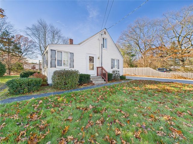 985 Cedar Swamp Road, Warwick, RI 02886