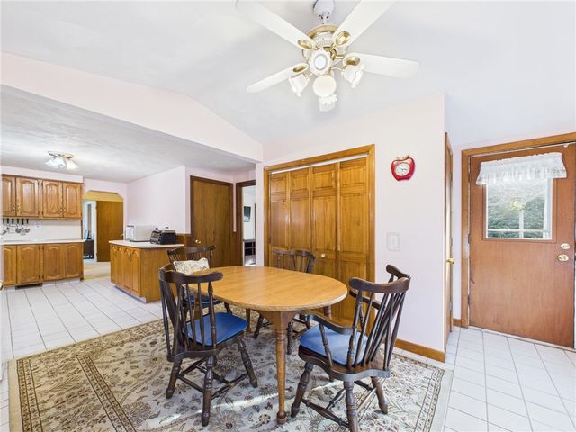 985 Cedar Swamp Road, Warwick, RI 02886