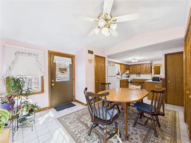 985 Cedar Swamp Road, Warwick, RI 02886