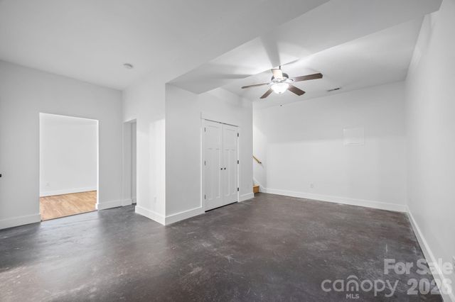 162 Deaver Street, Asheville, NC 28806