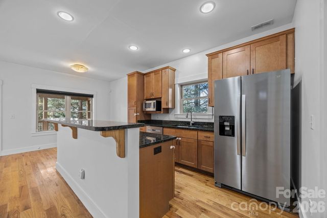 162 Deaver Street, Asheville, NC 28806