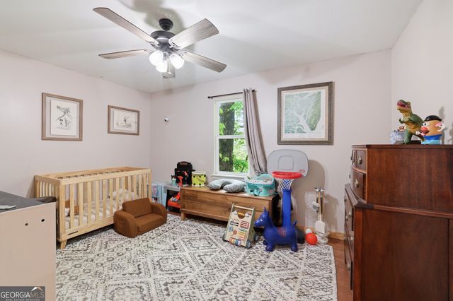 10 Florida Avenue, Clayton, GA 30525
