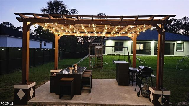 816 Willard AVE, Lehigh Acres, FL 33972