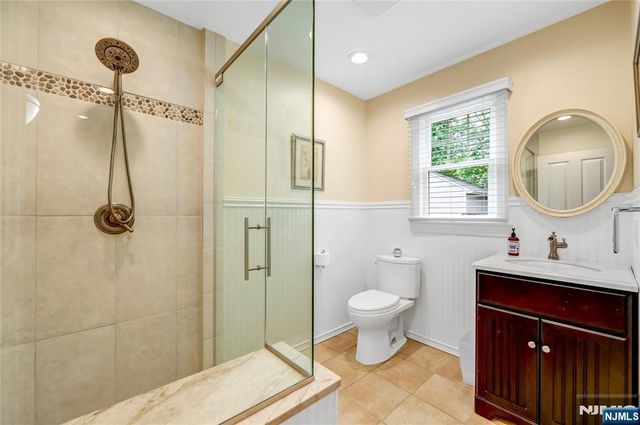 345 Steinhauser Lane, Wyckoff, NJ 07481