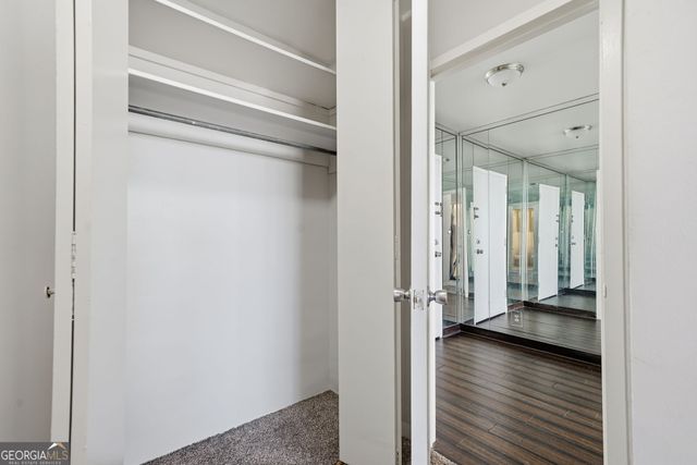 215 Piedmont Avenue 2002, Atlanta, GA 30308