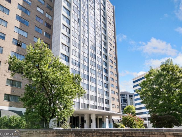 215 Piedmont Avenue 2002, Atlanta, GA 30308
