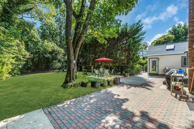 64 Amy Drive, Sayville, NY 11782