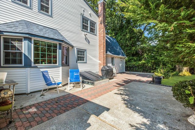 64 Amy Drive, Sayville, NY 11782