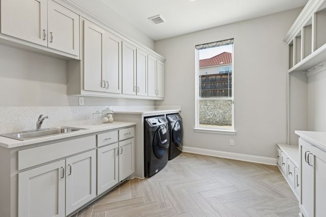 809 Charleston Drive, Southlake, TX 76092