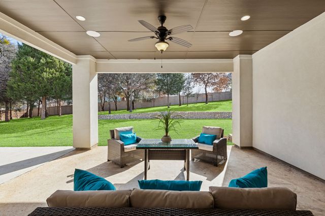 809 Charleston Drive, Southlake, TX 76092