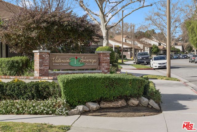 25795 Vista Fairways Drive, Valencia, CA 91355