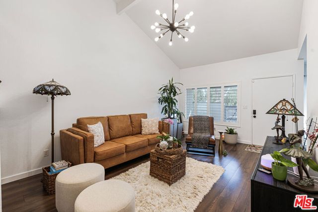 25795 Vista Fairways Drive, Valencia, CA 91355