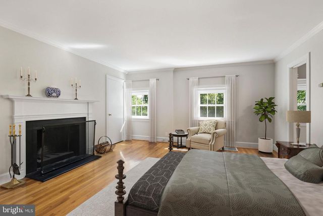 1317 4TH ST SW, Washington, DC 20024