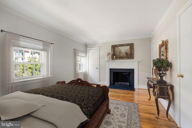 1317 4TH ST SW, Washington, DC 20024