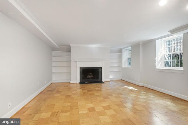 1317 4TH ST SW, Washington, DC 20024