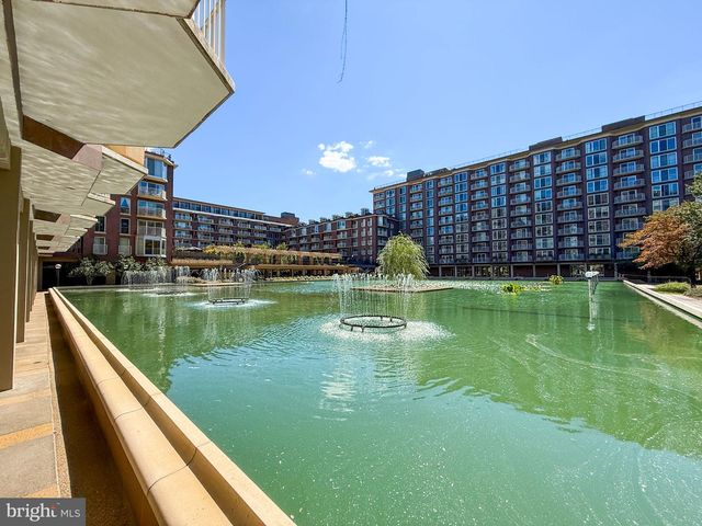 1317 4TH ST SW, Washington, DC 20024