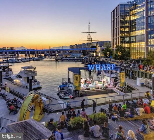 1317 4TH ST SW, Washington, DC 20024