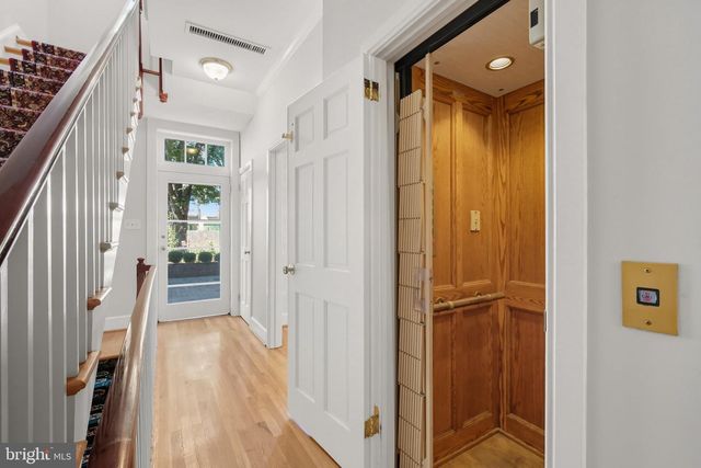 1317 4TH ST SW, Washington, DC 20024