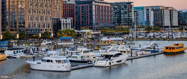 1317 4TH ST SW, Washington, DC 20024