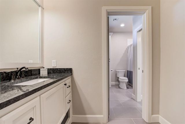 15404 Kestral Park Court, Edmond, OK 73013