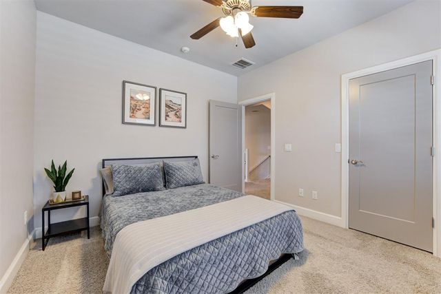 15404 Kestral Park Court, Edmond, OK 73013