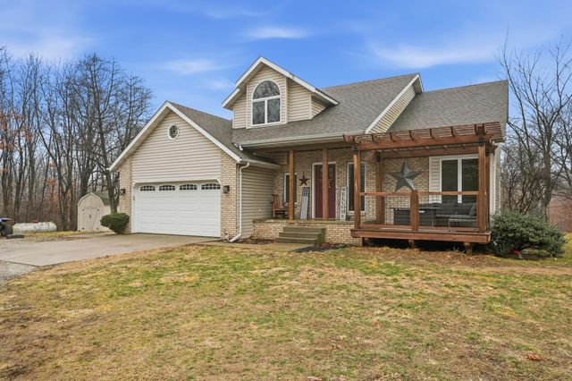 9610 N 250 E, Wheatfield, IN 46392