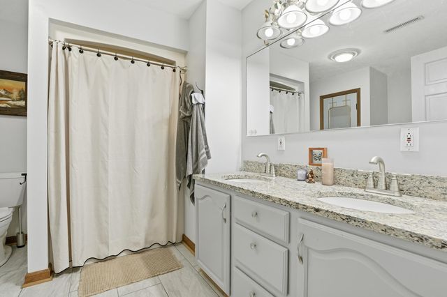 9610 N 250 E, Wheatfield, IN 46392