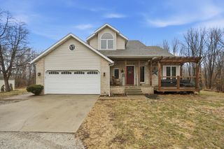 9610 N 250 E, Wheatfield, IN 46392