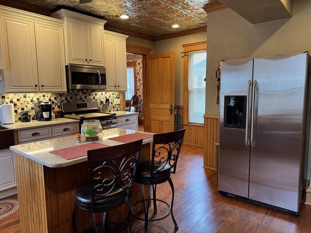 621 Prospect Avenue, Janesville, WI 53545