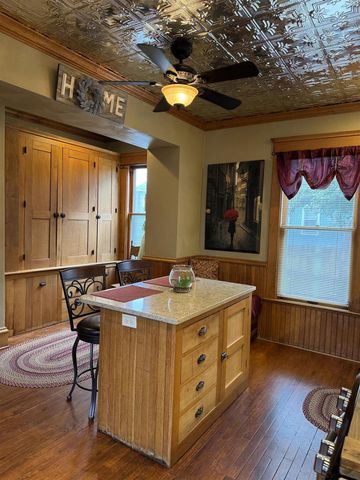 621 Prospect Avenue, Janesville, WI 53545