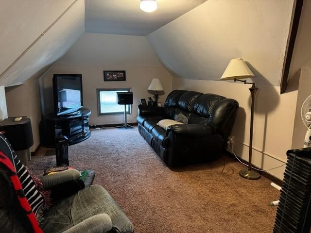 621 Prospect Avenue, Janesville, WI 53545