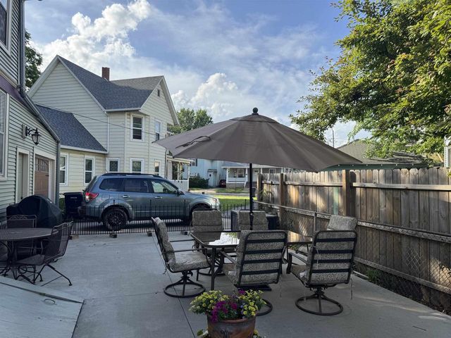 621 Prospect Avenue, Janesville, WI 53545