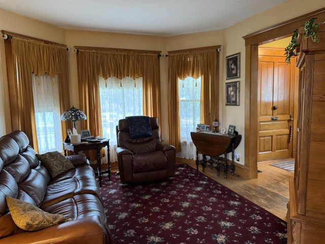 621 Prospect Avenue, Janesville, WI 53545