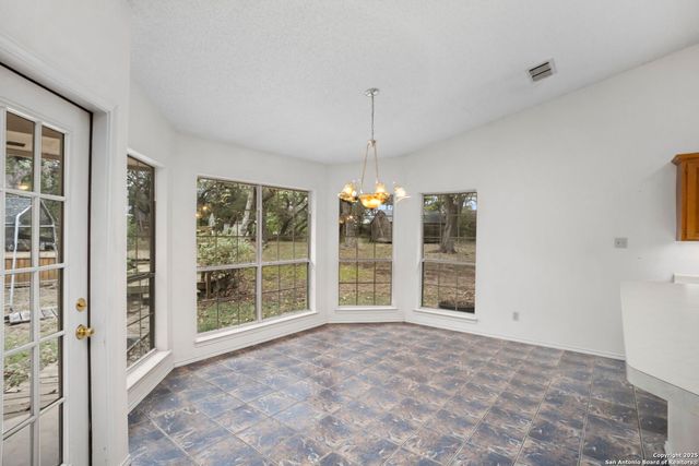 8902 Enchanted Park, Boerne, TX 78015