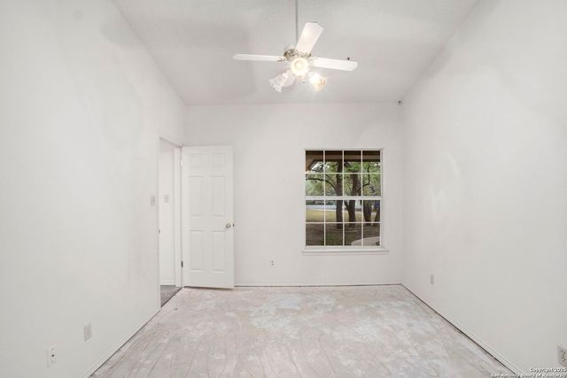 8902 Enchanted Park, Boerne, TX 78015